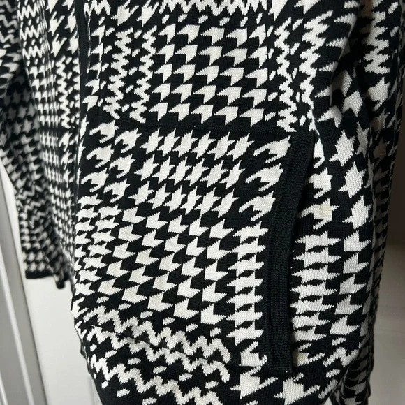 Chico’s  Sz 3 (16-18)  Women’s Jacket Hoodie Zipper Black/White Cotton/Silk - Picture 4 of 6